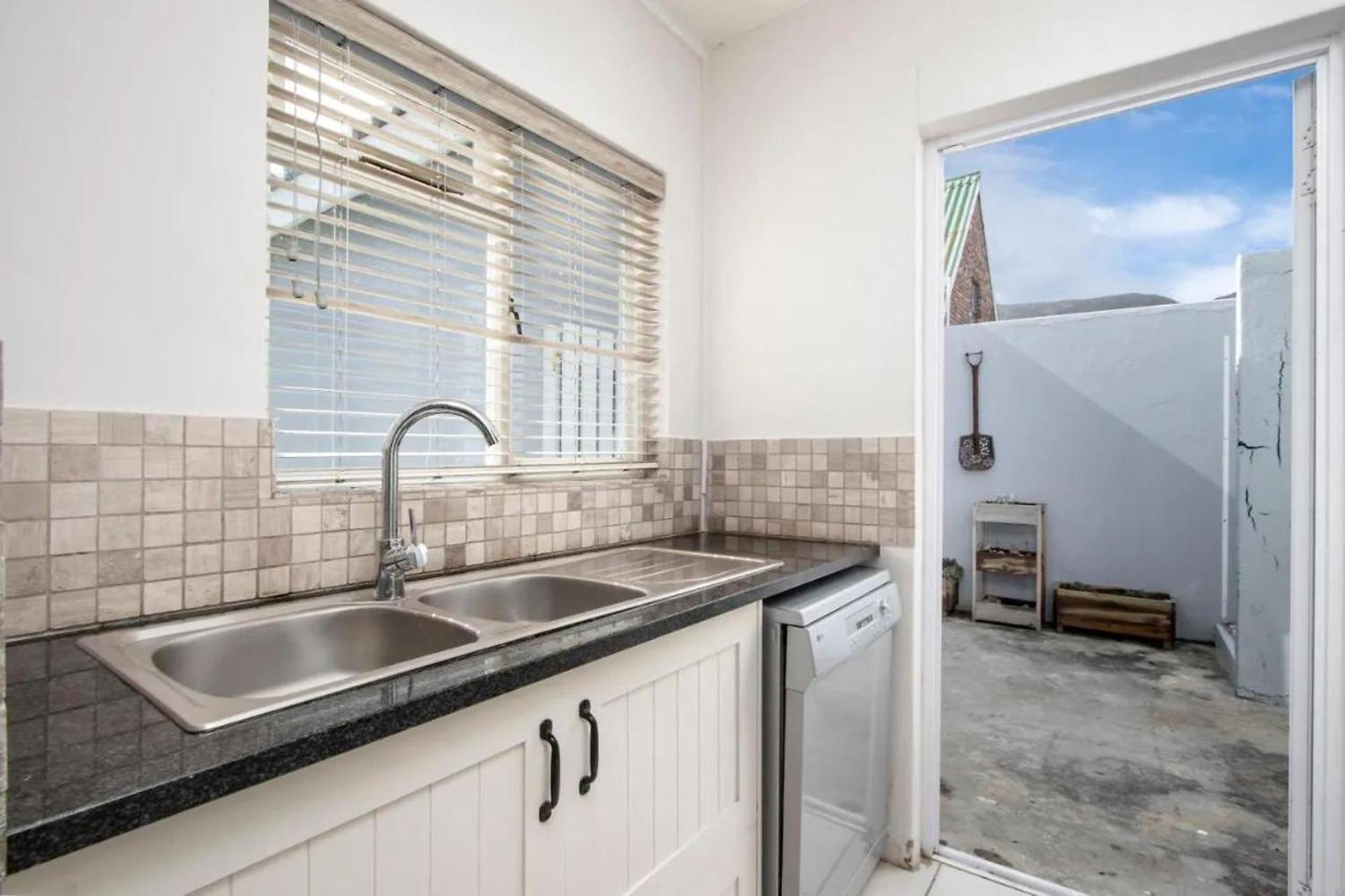 Onrus Cottage Hermanus Exterior photo
